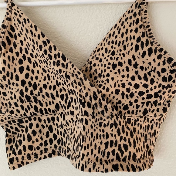 *SOLD* BRANDY MELVILLE cheetah print amara tank - Picture 2 of 4